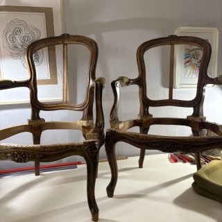 Restauration Paire de Fauteuils Cabriolets de Style Louis XV