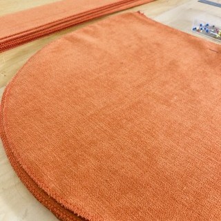 Série de 8 chaises gondoles de style Empire