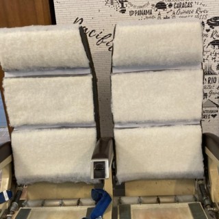 Rénovation d'un duo de fauteuils d'avion