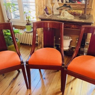 Série de 8 chaises gondoles de style Empire