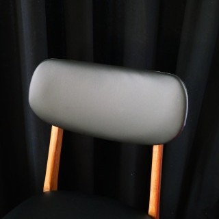 Changement de Couverture Dossiers Chaises de Bar