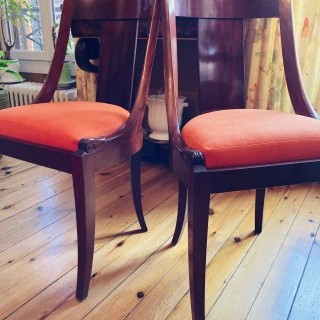 Série de 8 chaises gondoles de style Empire