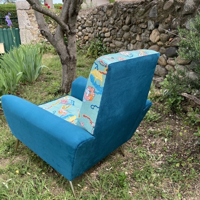 Mise en lumière d'un fauteuil Seventies