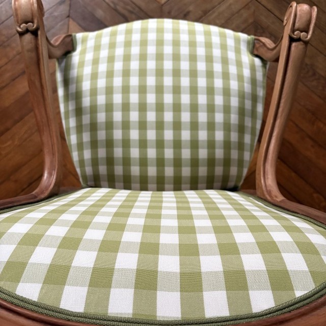 Changement de couverture d'un fauteuil cabriolet