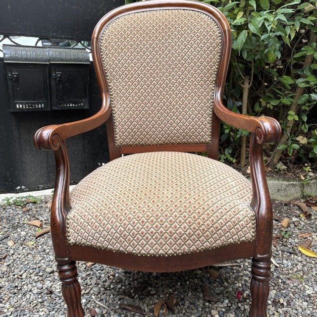 Changement de couverture d'un fauteuil cabriolet