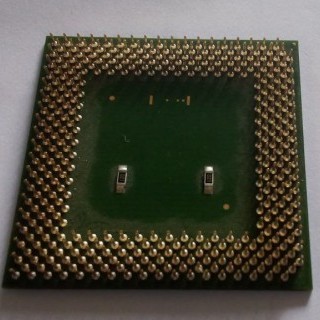 Intel Celeron 600Mhz SL46U