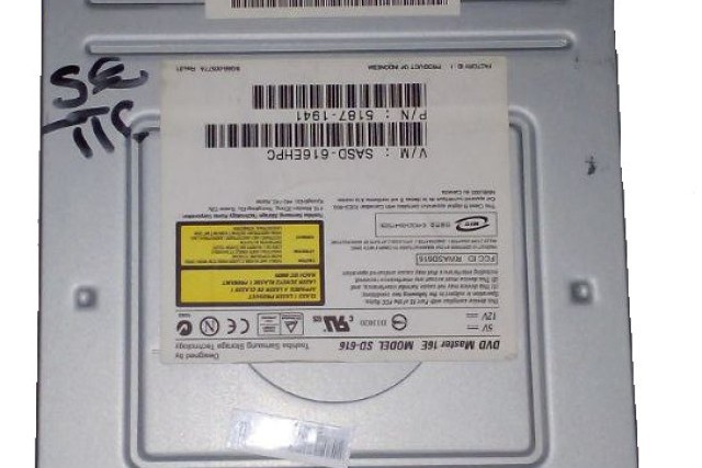Samsung Combo Graveur CD/Lecteur DVD modèle SD-616
