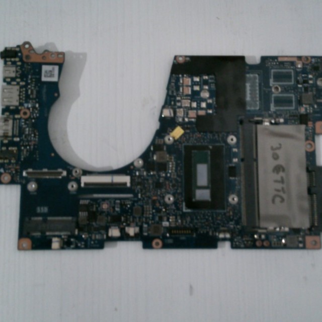 Carte mère pour ASUS ZenBook UX303L E114139 YA-4A 1 9v-0 i5-5200U 8 Go RAM