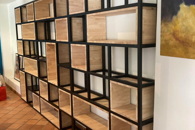 Bibliotheque industriel metal et bois