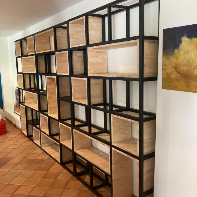Bibliotheque industriel metal et bois