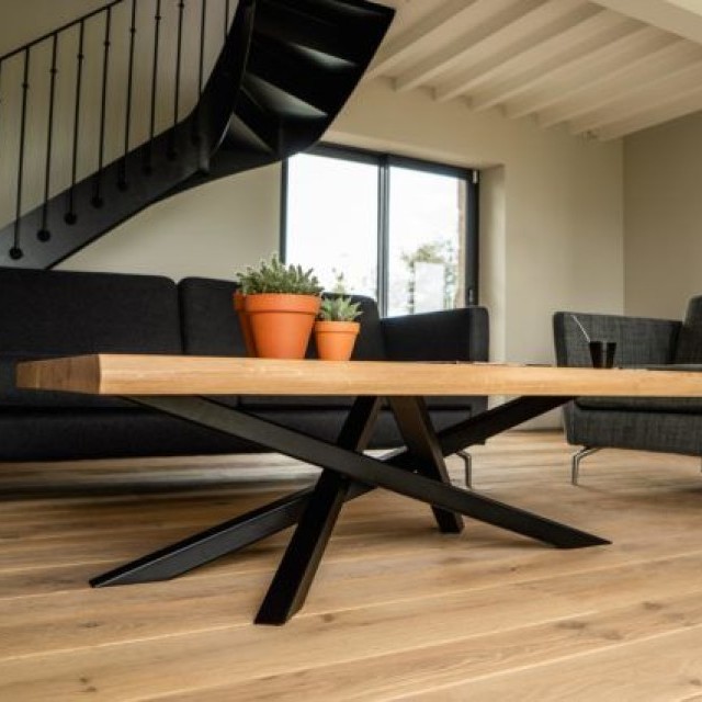 Table à manger mikado