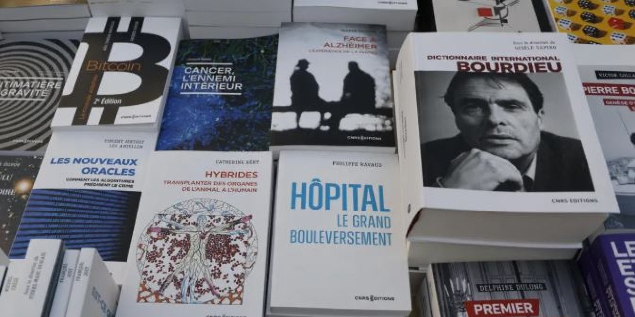 LIVRES A DISPOSITION - Salle Michel Boulanger