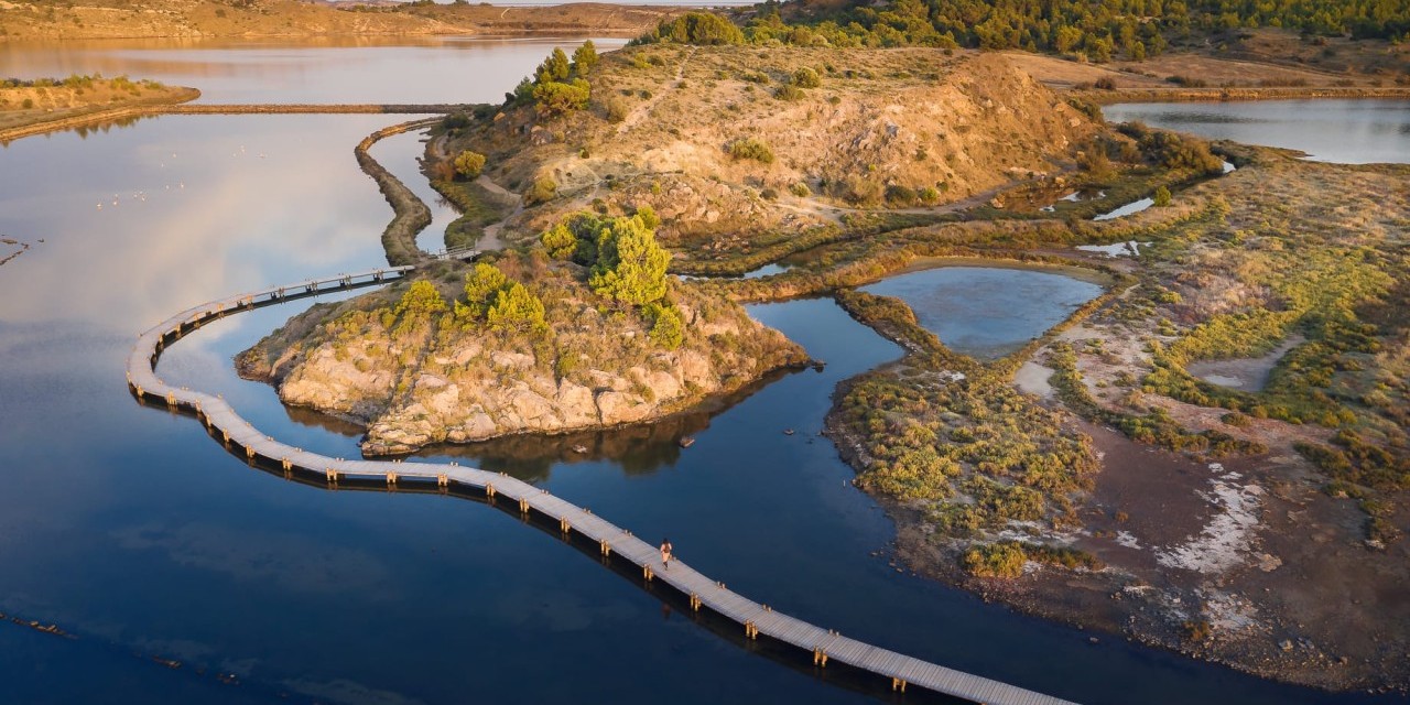 Découvrez le charme authentique de Peyriac-de-Mer, joyau de l’Aude